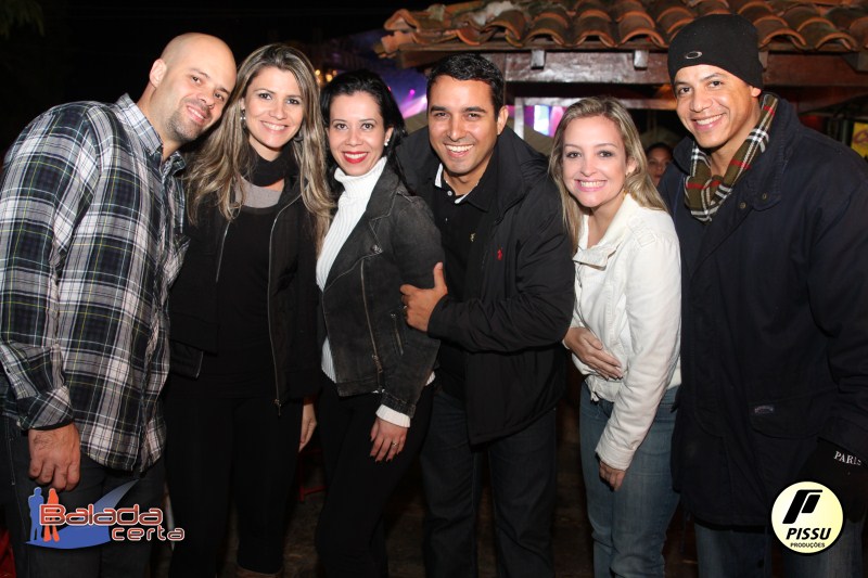Balada: Fotos de Sexta na Festa Junina no Bras�lia Country Club - DF