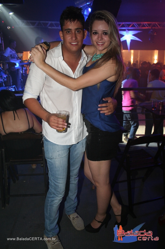 Balada: Fotos de Sexta no Sucesso Show Bar em Taguatinga - DF
