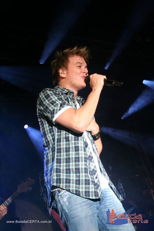Balada: Show de Michel Tel na Via Stadium em Taguatinga - DF