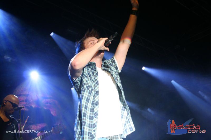 Balada: Show de Michel Tel na Via Stadium em Taguatinga - DF