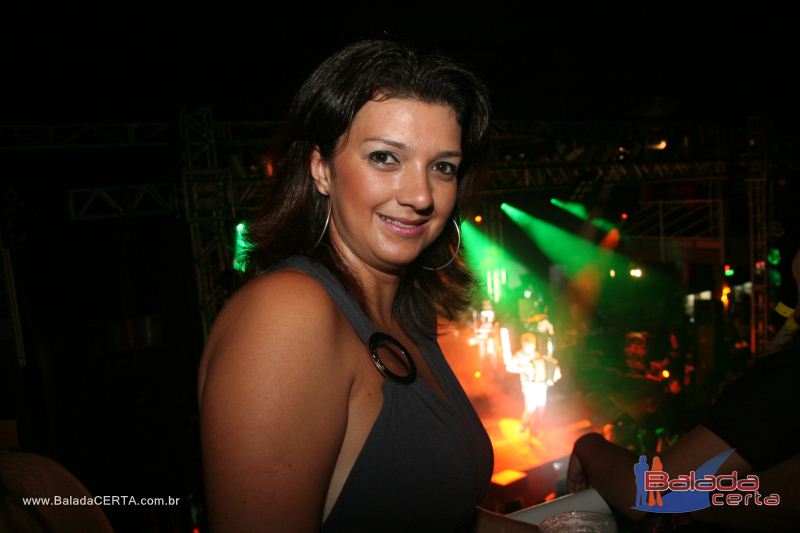 Balada: Show de Michel Tel na Via Stadium em Taguatinga - DF
