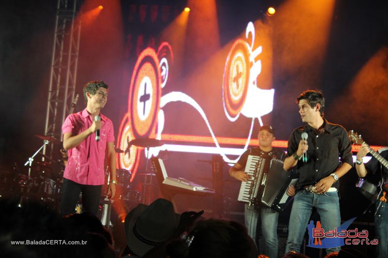 Balada: Show de Leo Magalhes na Via Stadium em Taguatinga - DF