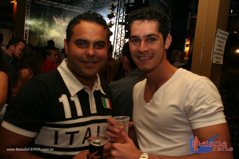 Balada: Show de Z Henrique & Gabriel na Via Stadium em Taguatinga - DF