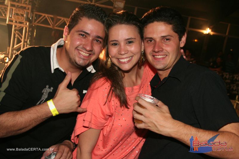 Balada: Show de Z Henrique & Gabriel na Via Stadium em Taguatinga - DF