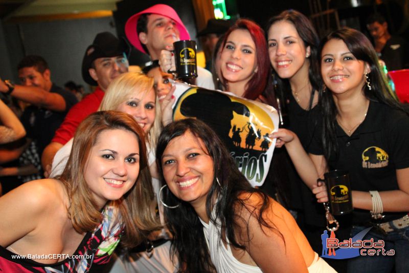 Balada: Fotos de sexta na Via Stadium em Taguatinga - DF