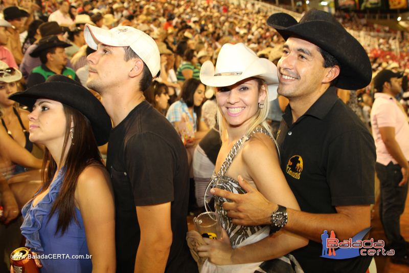 Balada: Festa do Peo Barretos 2011 - Excurso Os Lendrios - Barretos - SP