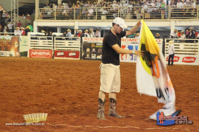 Balada: Festa do Peo Barretos 2011 - Excurso Os Lendrios - Barretos - SP